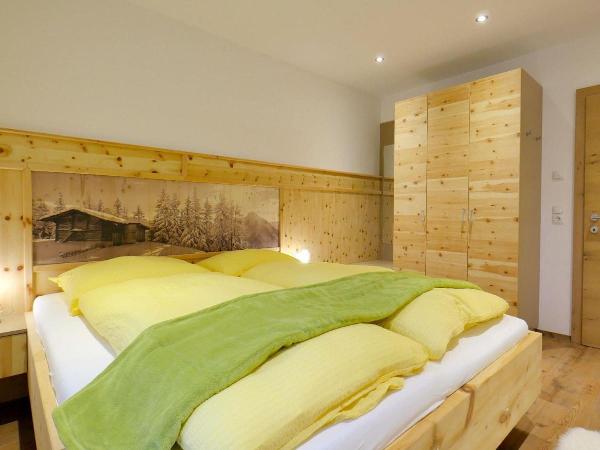 Top Holiday Flat In Fuegen Near The Ski Area Exteriér fotografie
